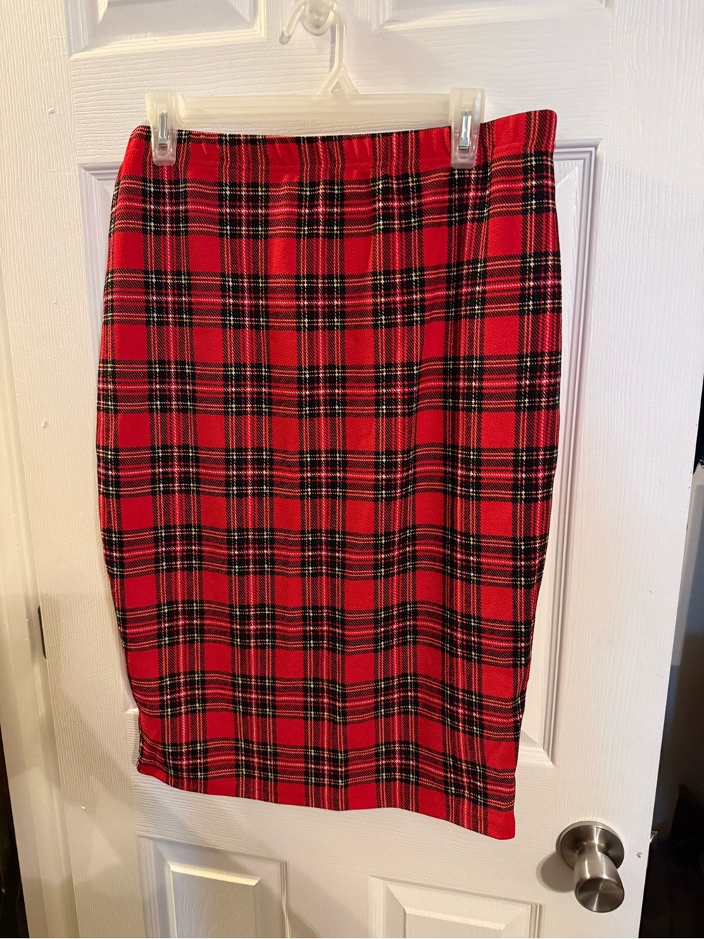 Plaid pencil skirt